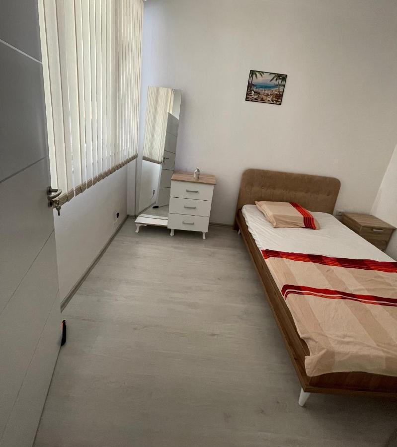 Got Prishtina Hostel Приштина Экстерьер фото